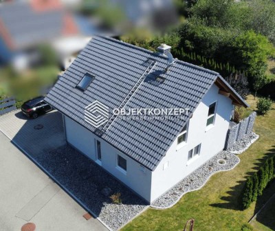 Schönes & energieeffizientes Einfamilienhaus mit Doppelgarage