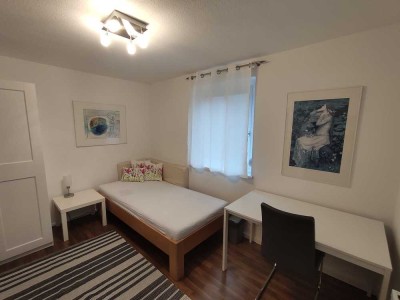 Schöne möblierte 1-Zimmer Wohnung für Studenten in GD
