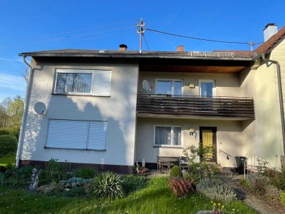 Renovierungsbedürftiges Wohnhaus in der Ortsmitte von Ebnath