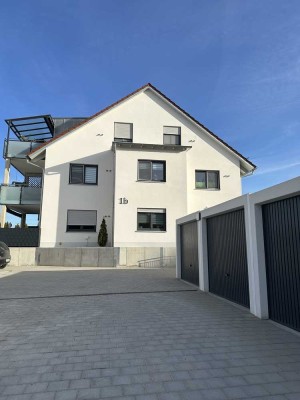 **moderne 3-Zimmer Wohnung in ruhiger Lage**