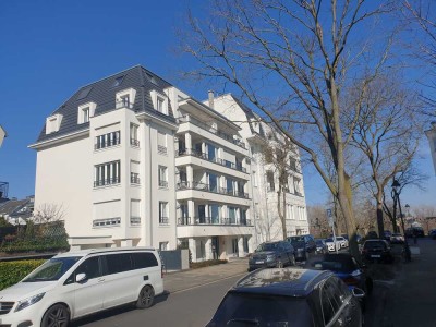 LIVING in D-Oberkassel