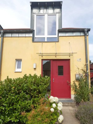 Gepflegte Doppelhaushälfte in schöner Feldrandlage in Pulheim-Stommeln