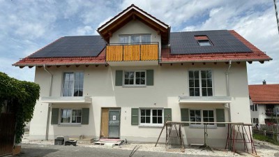Neubau Stilvolle 2-Zimmer-Wohnung mit gehobener Innenausstattung und Balkon in Starnberg/Perchting