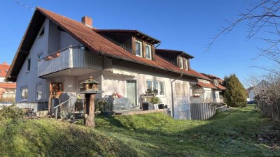 Großzügige 4-Raum-Maisonette-Wohnung in Neukirchen zur Vermietung