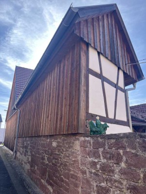 KLEINE IDYLLE IM SPESSART – NÄHE LOHR AM MAIN – HOFREITE - NEBENGEB. INNENHOF / RENOVIERT