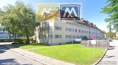 2 Zimmer-Wohnung in schönem Altbau - 1. OG - sehr ruhige und sonnige Lage - gute Rendite möglich!