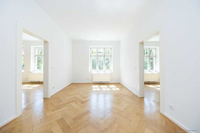 Traumhafte 3-Zi.-Jugendstil-Whg. in Schwabing - mit historischen Altbauelementen und Duplexstellpl.