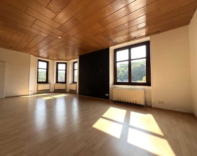 ETW (ca. 114 m² Wfl.) zur Selbstnutzung oder als Kapitalanlage in Ennepetal (Sanierungsbedürftig)