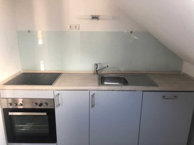 Leerstehende 2 Zimmer Dachgeschosswohnung 50 m²