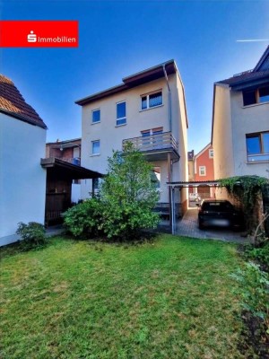 Charmantes Ein-/Zweifamilienhaus in Hanau sucht neuen Besitzer