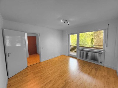 Moderne 2-Zimmer-Wohnung mit zwei Balkonen und Aufzug in ruhiger Lage