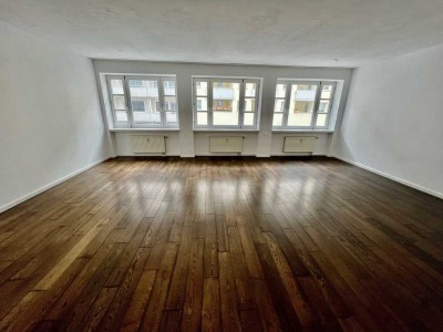 Bestlage Schwabing:  Wohnung / Gewerbe mitten in der Georgenstrasse