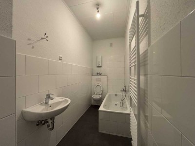 Schöne helle sanierte 3,5 Raum-Wohnung mit 86m²