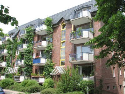 Moderne helle 2-Zimmer-Dachgeschoss-Wohnung nähe Eilbektal