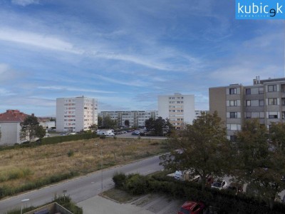 Helle Familienwohnung inkl. KFZ-Stellplatz