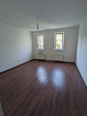 Gepflegte 2,5-Zimmer Wohnung im 2. OG in Berlin Adlershof