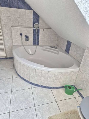 4 Zi.- Maisonettewohnung mit Balkon im Zentrum