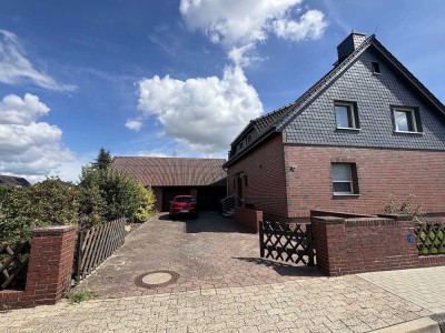Charmantes EFH mit großem Garten, Keller, Garagen und überdachtem Freisitz in Danndorf