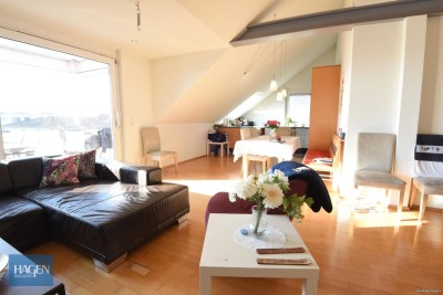 Helle 3 Zimmer Dachgeschosswohnung mit großer Terrasse und toller Aussicht in zentraler Lage von Lustenau!