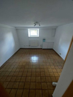Schöne 2-Zimmer-Souterrain-Wohnung in Giessen für Studierende