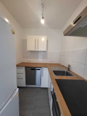 *Kapitalanlage oder Eigennutzung* LEERSTAND* 4-Raumwohnung EG links mit Balkon