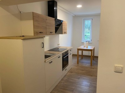 Erdgeschosswohnung mit 3 Zimmern und Einbauküche