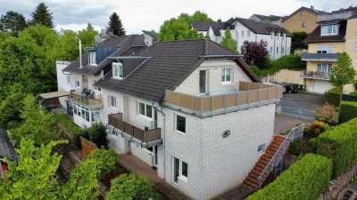 Ideal für Selbstständige oder Mehrgenerationen in Hennef Mitte