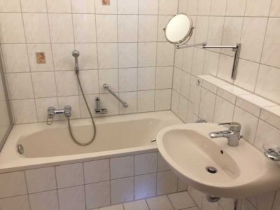 4,5-Raum-Wohnung mit Balkon u. Einbauküche in zentraler Lage in Neckarsulm