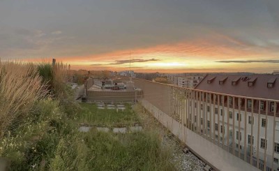 Luxuriöse 2-Zimmer Wohnung mit privater Dachterrasse und Alpenpanorama - komplett möbliert