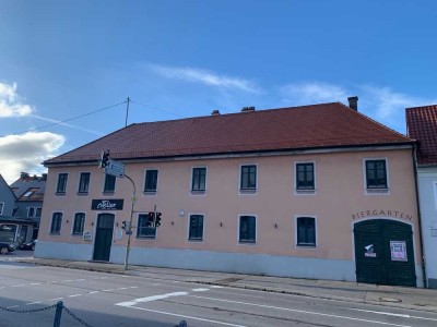Wohn- und Geschäftshaus mit vielen Möglichkeiten mitten in Aichach / Toplage zu verkaufen!