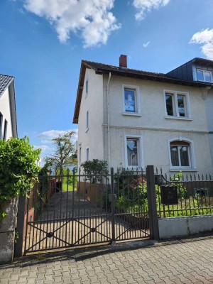 Leerstehendes EFH mit gr. Süd-Grundstück (auch 2Famhaus möglich)!