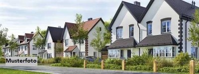 Reihenendhaus nebst Terrasse und Garage
