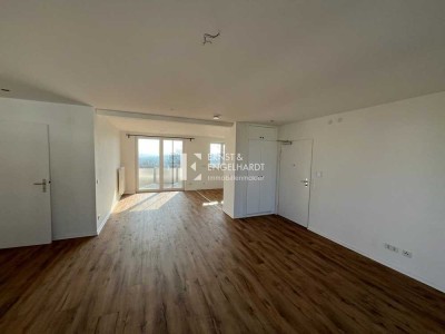Großzügig, modern, mit zwei Balkonen – renovierte 5-Zimmer-Wohnung (M26L5)