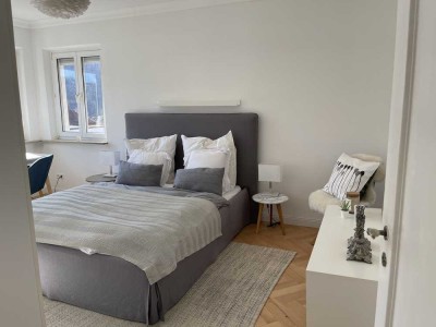 Wunderschöne möblierte Wohnung mit Balkon & Garten ideal für eine Familie oder WG
