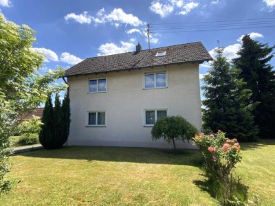 Charmantes Haus mit großzügigem Garten