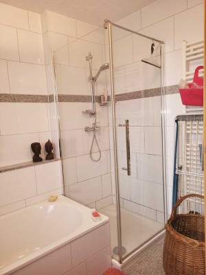 Helle 4-Zimmer Wohnung auf 2 Etagen mit Terrasse und Garten in Kirchheim unter Teck