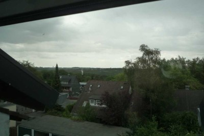 Ansprechende und gepflegte 2-Raum-DG-Wohnung in Wuppertal