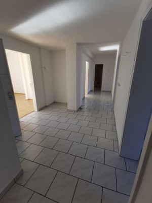 Stilvoll moderne 4-Raum Wohnung zentral in Essen