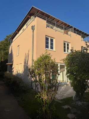 Heitere, moderne, familienfreundliche Doppelhaushälfte - ruhige Lage