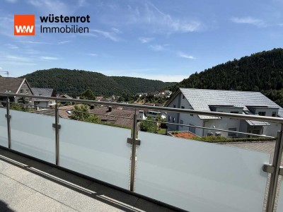Neuwertige 3-Zimmer-Wohnung mit unverbaubarem Panoramablick