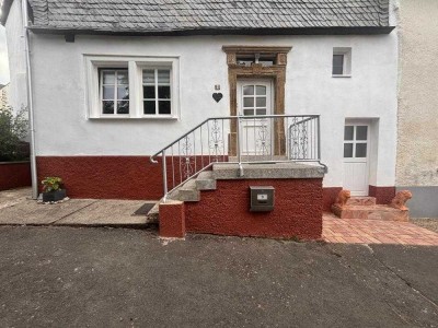 TOP! Renoviertes Fachwerk! Einfamilienhaus mit Garten und Stellplätzen in ruhiger Wohnlage