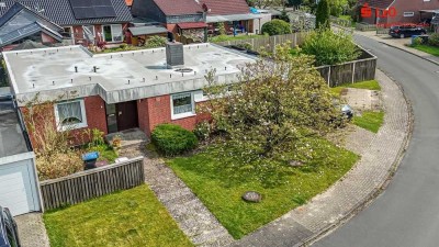 Familienfreundlicher Bungalow mit Garten und Garage