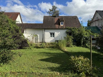 Ihr neues Projekt - Einfamilienhaus mit Charme und Potenzial in Friedrichshafen-Fischbach