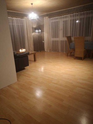 Erstbezug nach Sanierung: 2-Zi.-Wohnung mit Balkon in Bad Salzschlirf