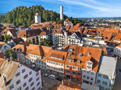 Attraktive Anlage: Historisches Wohn- und Geschäftshaus in Top-Lage der Ravensburger Oberstadt