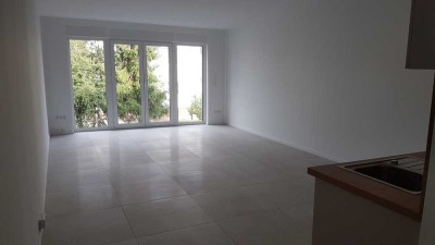 Helles, modernes 1 Zimmer Apartment mit Einbauküche, 40qm