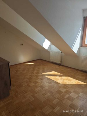 Helle 2 Zi. Wohnung im Schälzig