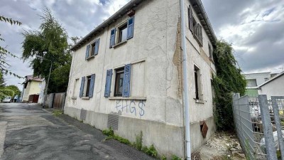 METZ IMMOBILIEN - Handwerker aufgepasst! Gelegenheit in Eschersheim