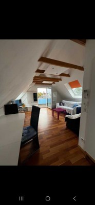 1-Zimmer Dachgeschosswohnung möbliert in Kornwestheim mit Balkon für 1 Person