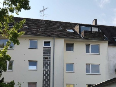 Helle DG-Whg mit Balkon (60qm) in Rüttenscheid